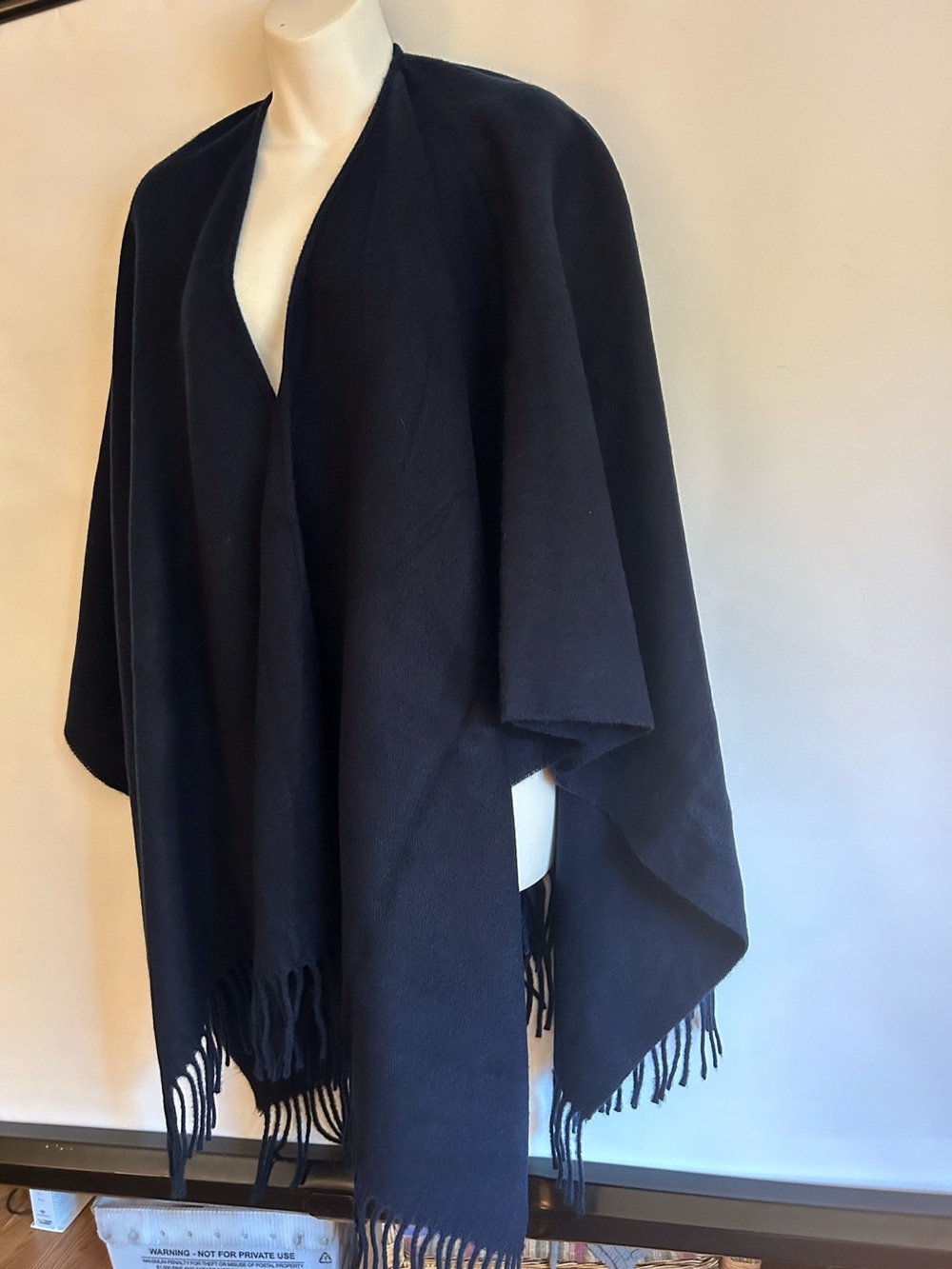 WOOL TOUCH 100% ACRYLIC NAVY FRINGE BOHO CAPE MADE IN KOREA O/S